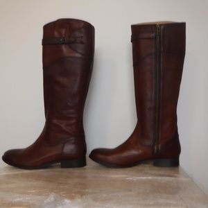Knee high women boots